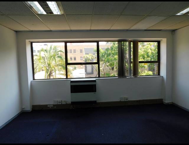 491M² OFFICE TO LET IN FERNDALE